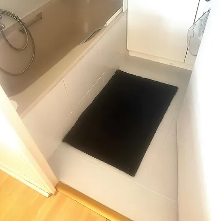 Lägenhet Perle Rare 2 Pieces Au Pied De La Et Piscine Mandelieu